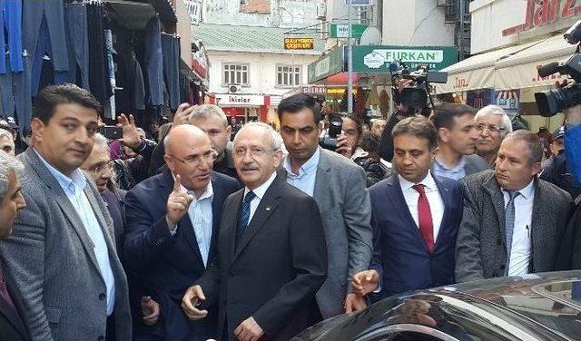 Kemal Kılıçdaroğlu Saldırıya Uğrayan İl Başkanını Ziyaret Etti