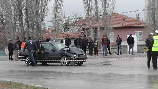 Konya’da Otomobiller Çarpıştı: 6 Yaralı