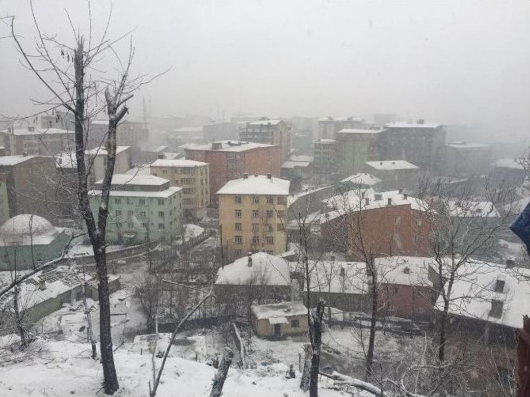 Y&uuml;ksekova&rsquo;da Operasyonlar, Olumsuz Hava Koşullarına Rağmen Devam Ediyor