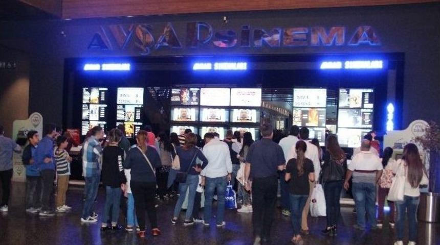 Vizyon Filmleri Her &Ccedil;arşamba 8 Tl