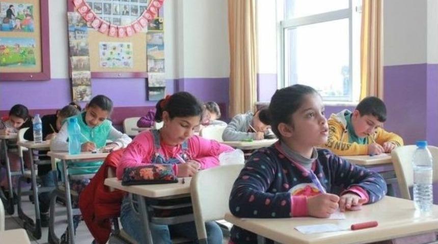 Eflatun Giriş Sınavına Yoğun İlgi