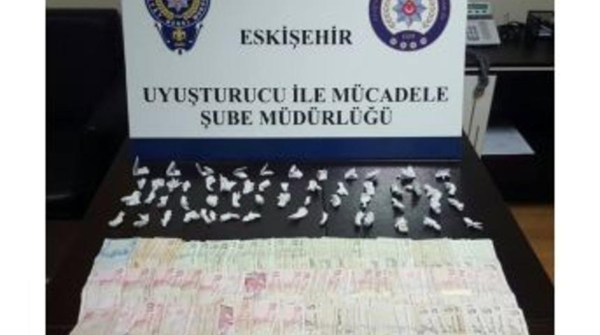 Eskişehir&rsquo;de Uyuşturucu Operasyonu, 2 G&ouml;zaltı