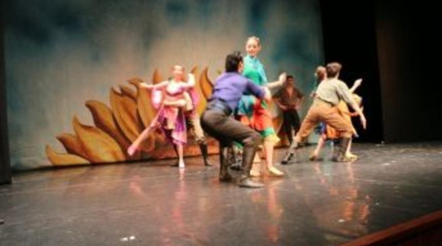 Vezirk&ouml;pr&uuml;&rsquo;de İlk Opera Ve Bale G&ouml;sterisi