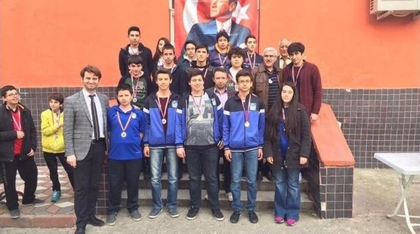 Yunusemre&rsquo;nin Satran&ccedil; Sporcularından B&uuml;y&uuml;k Başarı