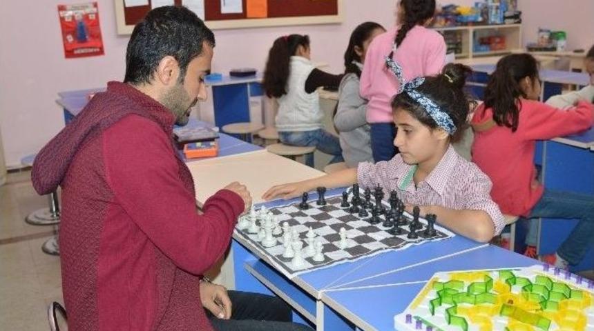 &Ccedil;ocuklar Eğlenerek &Ouml;ğreniyor