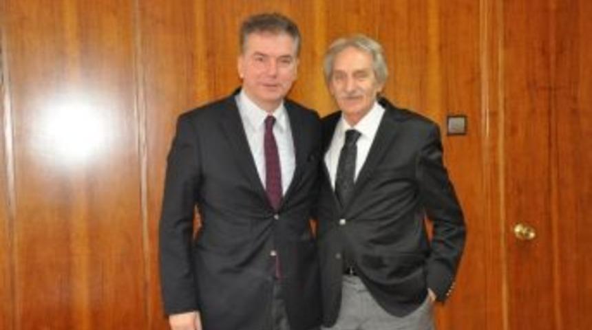 İneg&ouml;l Osb&rsquo;nin 37 Yıllık M&uuml;d&uuml;r&uuml; G&ouml;revini Devretti