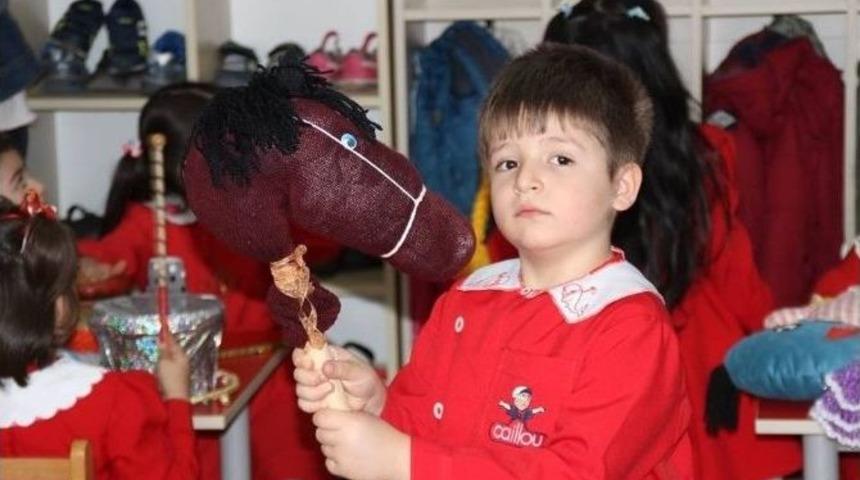 Yeni Nesil, Eski Nesil Oyuncaklarla Buluştu