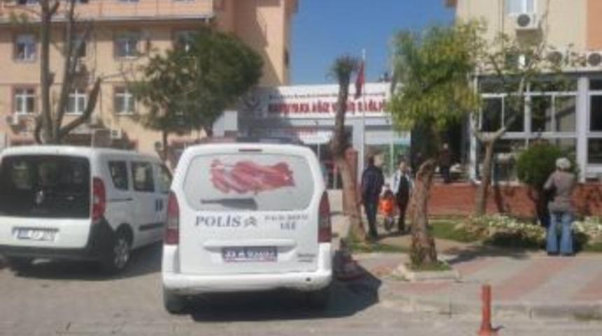 Elinde Pompalı T&uuml;fekle Hastaneyi Bastı
