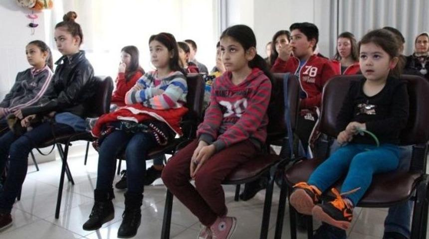 &Ccedil;ocuklar Film G&ouml;steriminde Buluştu