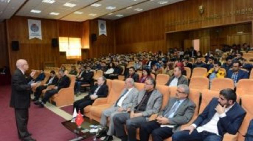 &ldquo;mega Yapılar Ve Kentsel D&ouml;n&uuml;ş&uuml;m&rdquo; Konferansı