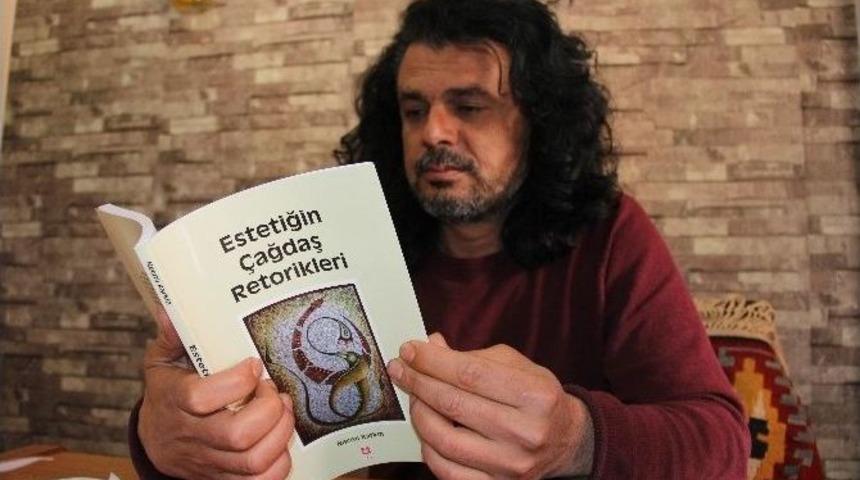 &Ccedil;ağdaş Estetik İ&ccedil;in Yeni Bir Kitap