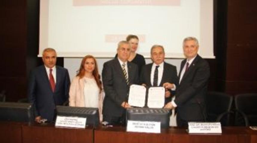 Tekstilde Uygulamalı Tasarım Eğitimi Verilecek