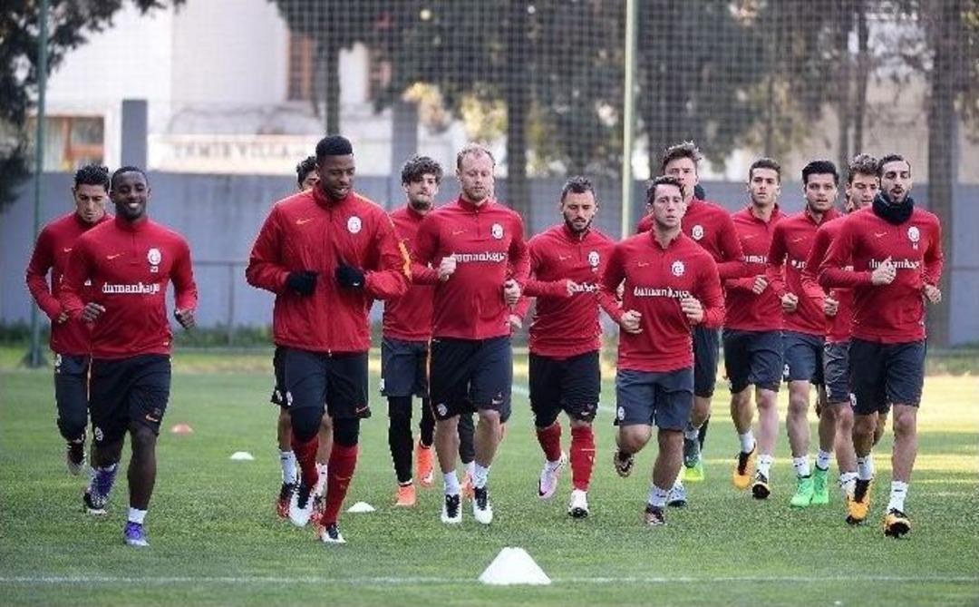 Galatasaray&rsquo;da Hazırlıklar S&uuml;r&uuml;yor