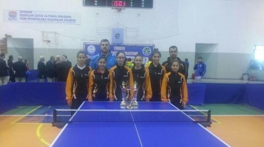 Kocasinan Belediyesi Spor Kul&uuml;b&uuml; Masa Tenisi Bayan Takımı T&uuml;rkiye Şampiyonu Oldu