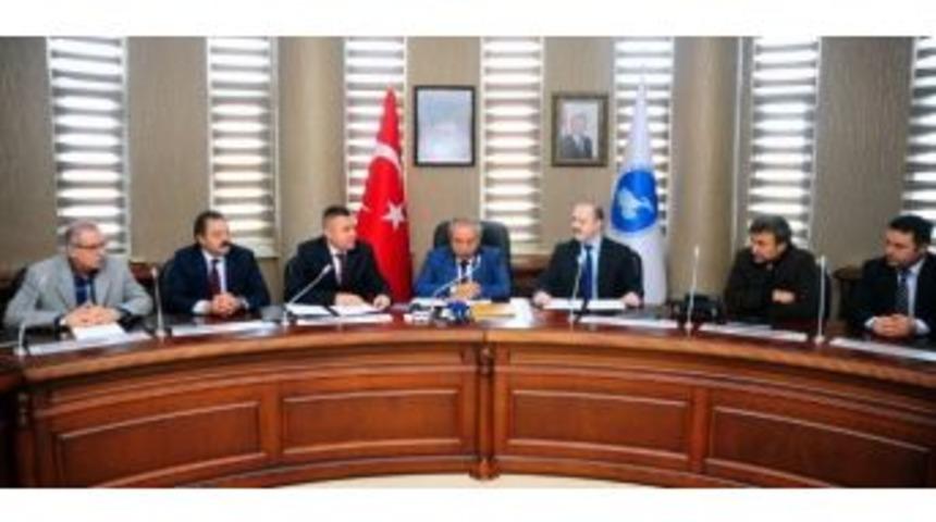 Yy&uuml;&rsquo;de &ldquo;&uuml;niversite Ailelerle Buluşuyor&rdquo; Protokol&uuml;