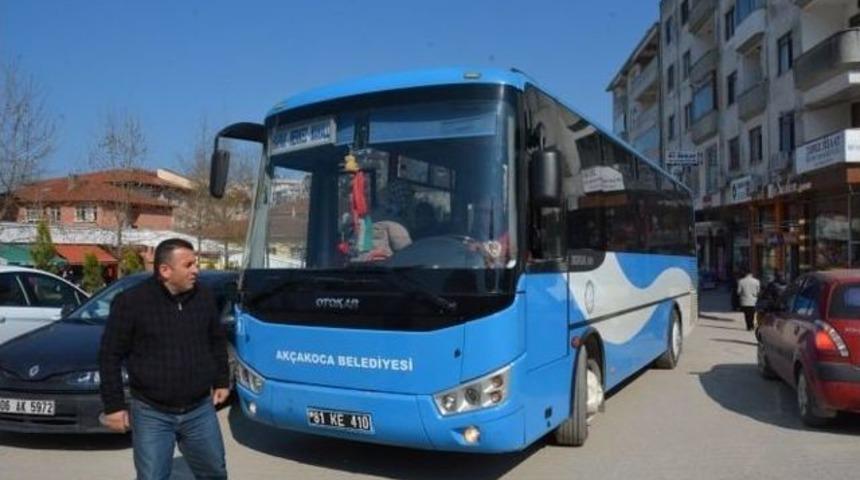 Halk Otob&uuml;s&ccedil;&uuml;leri Yol Keserek Eylem Yaptı