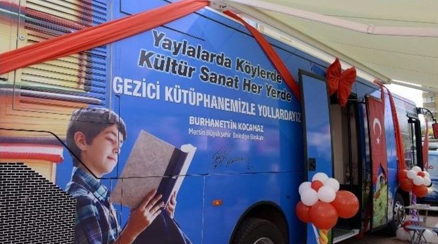 B&uuml;y&uuml;kşehir Belediyesi&rsquo;nin Gezici K&uuml;t&uuml;phanesi Hizmete Başladı