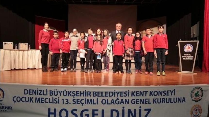 &Ccedil;ocuk Meclisi&rsquo;nde Se&ccedil;im Heyecanı