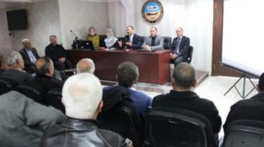 Muş&rsquo;ta &Ccedil;ift&ccedil;ilere Bağcılık Eğitimi Verildi