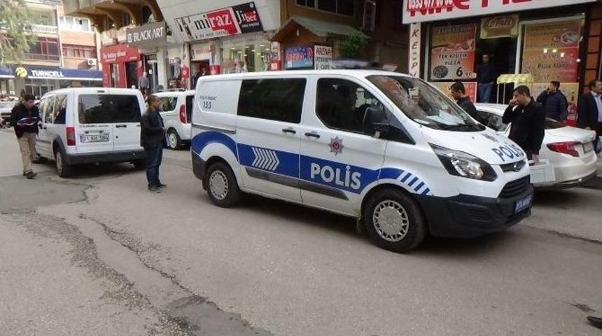 Diyarbakır&rsquo;da Kavgada 3 &Ouml;ğrenci Yaralandı
