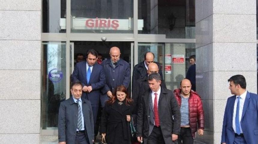 27 Yerinden Bı&ccedil;aklanarak &Ouml;ld&uuml;r&uuml;len Burcu Şengel Davası Ertelendi