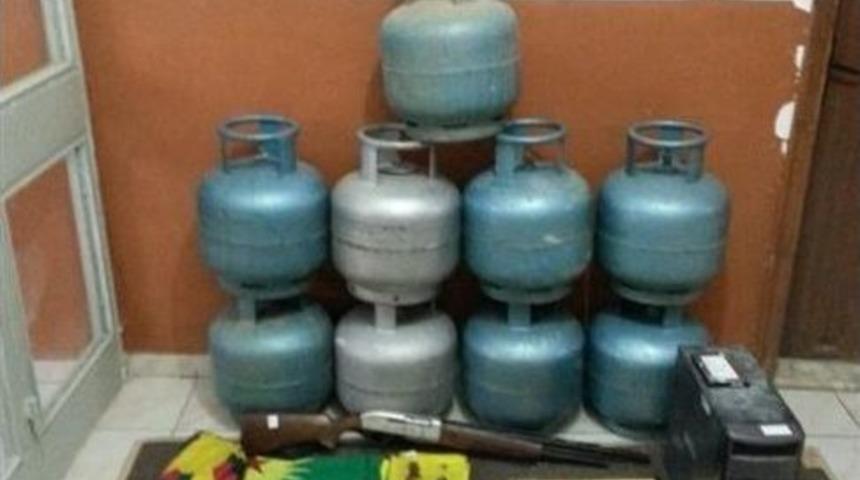 Batman&rsquo;da Ter&ouml;r Operasyonu: 7 G&ouml;zaltı