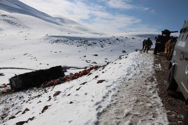 Kömür Yüklü Tır Takla Attı: 1 Ölü