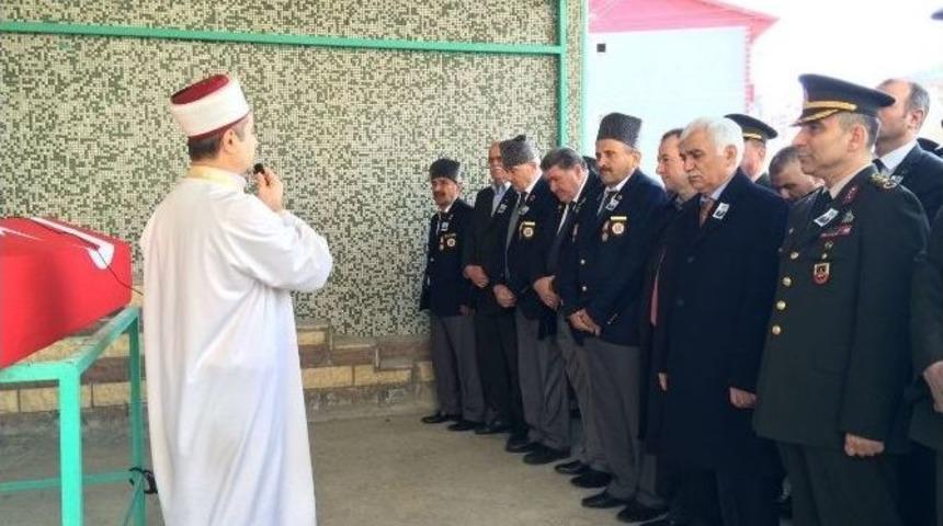 Kore Gazisi Son Yoluculuğuna Uğurlandı