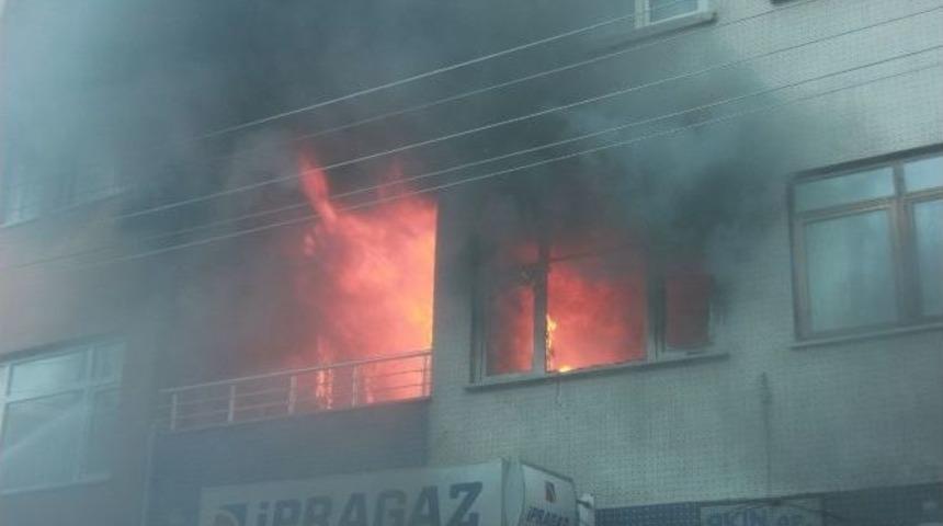 Bafra&rsquo;da Ev Yangını