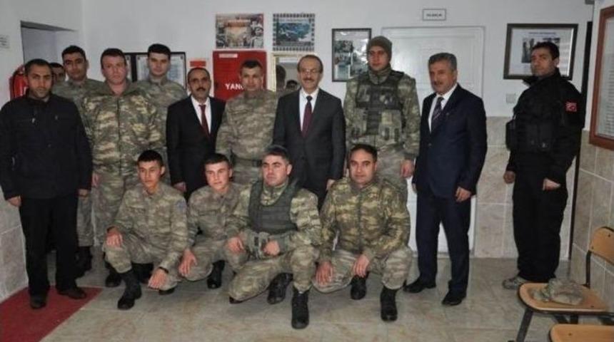 Vali Yavuz&rsquo;dan Serinova&rsquo;ya Ziyaret