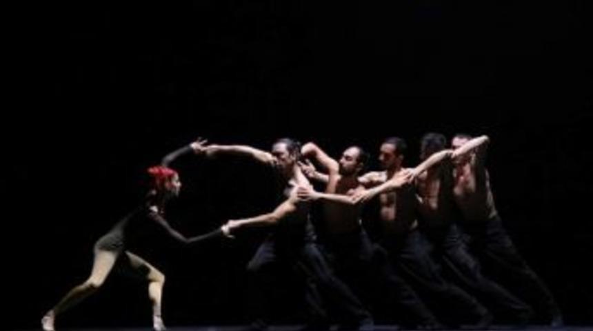 &ldquo;&uuml;&ccedil; Renk&rdquo; Son Kez Sahnede