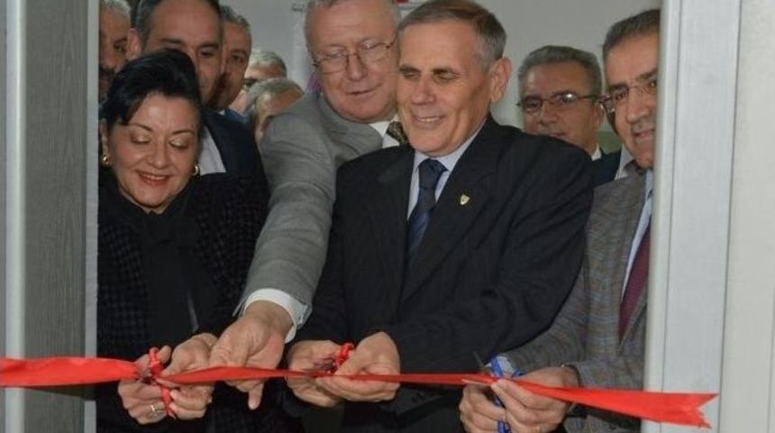 Vali Civelek Z K&uuml;t&uuml;phanesinin A&ccedil;ılış T&ouml;renine Katıldı