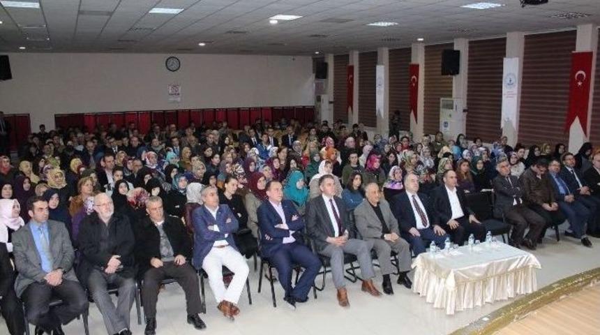 "&uuml;&ccedil; Yusuf, &Uuml;&ccedil; R&uuml;ya, &Uuml;&ccedil; G&ouml;mlek" Adlı S&ouml;yleşi
