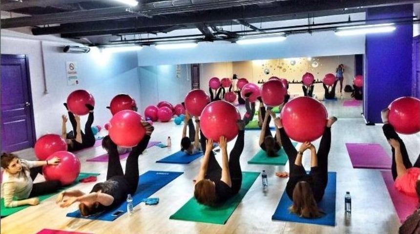 Varlıbaş&rsquo;ta Sanat Akademisi Hayata Ge&ccedil;ti