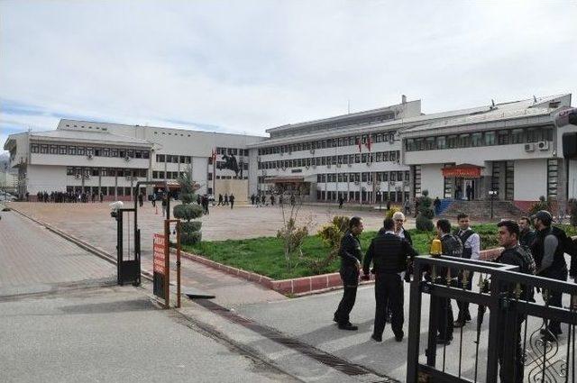 Tunceli&rsquo;de Polis Kontrol Noktasına Saldırı 1