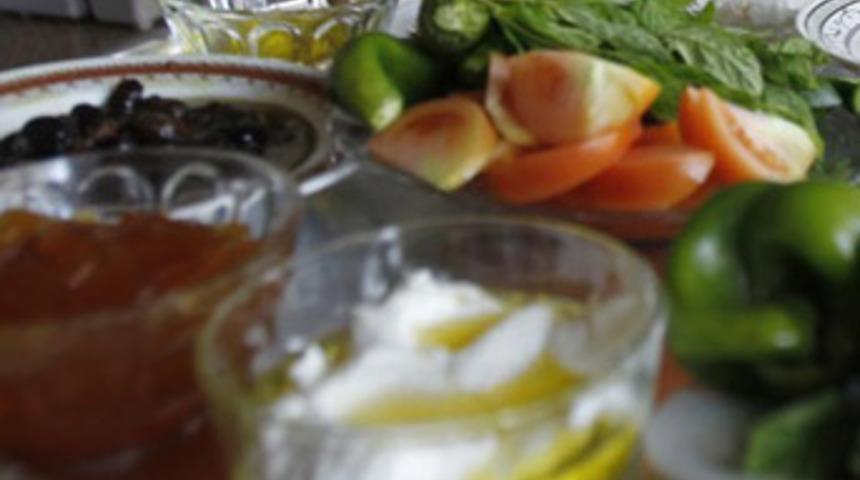 Türk berbere 'kadına saygı' dersi!