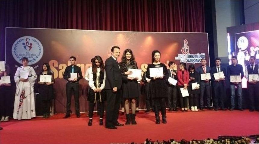 &ldquo;sahne Sırası Sende&rdquo; Yarışmasına Erzincan Damgasını Vurdu