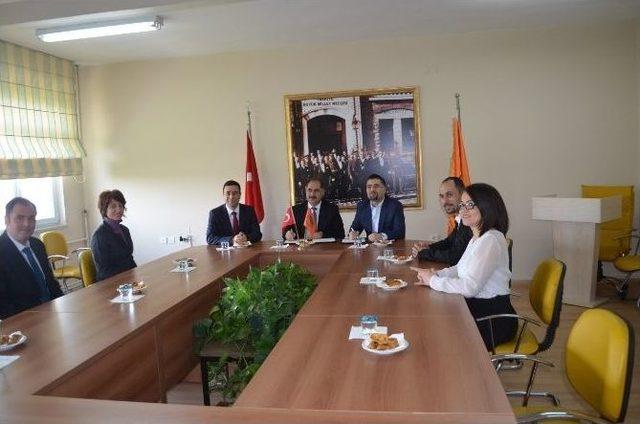 Nk&uuml; &Ccedil;orlu Myo, Coca-cola İle İşbirliği Protokol&uuml; İmzaladı 1