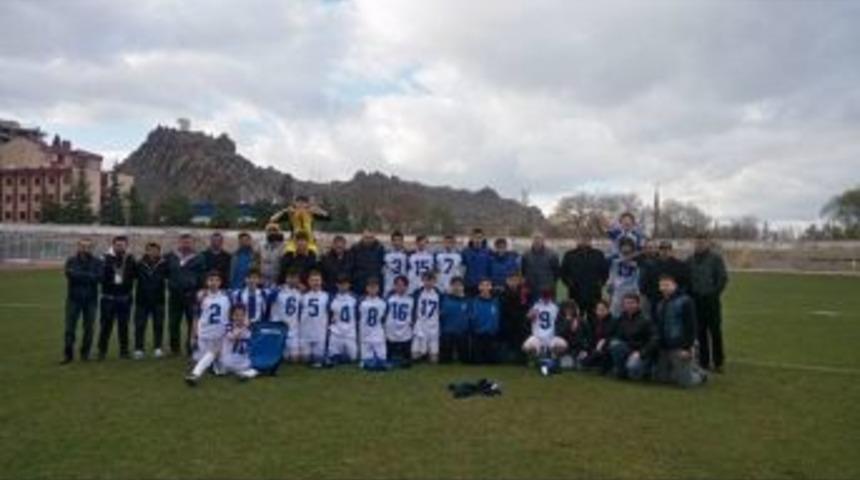 Anadolu Aile Termikspor T&uuml;rkiye Elemelerinde Grup Birincisi Oldu