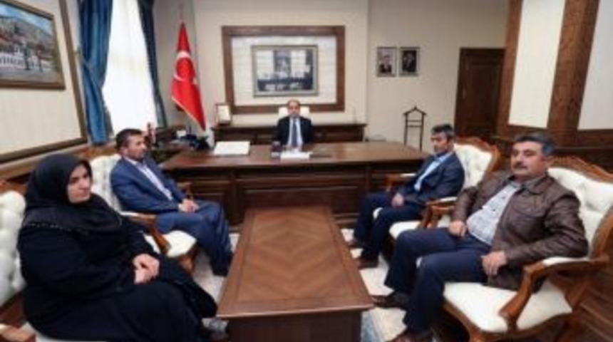 Şehit Ailelerinden Vali &Ccedil;omaktekin&rsquo;e Ziyaret