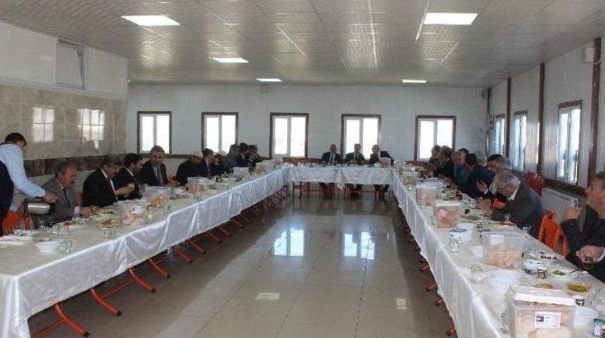 İl M&uuml;ft&uuml;l&uuml;ğ&uuml; Kilis Eşrafıyla Bir Araya Geldi