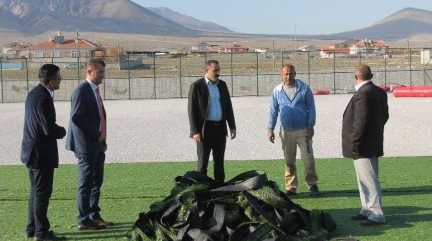 Kısacık, İnşaatı Devam Eden Spor Yatırımlarını İnceledi