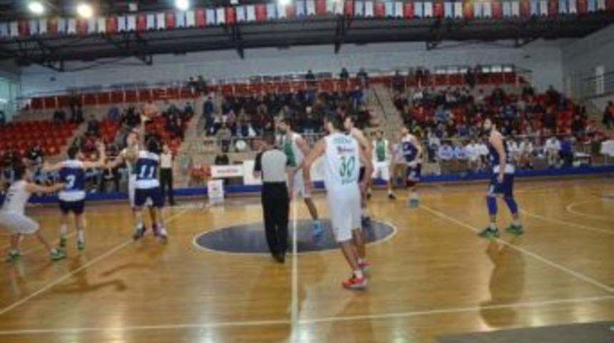 Lig Galibiyetle Kapandı