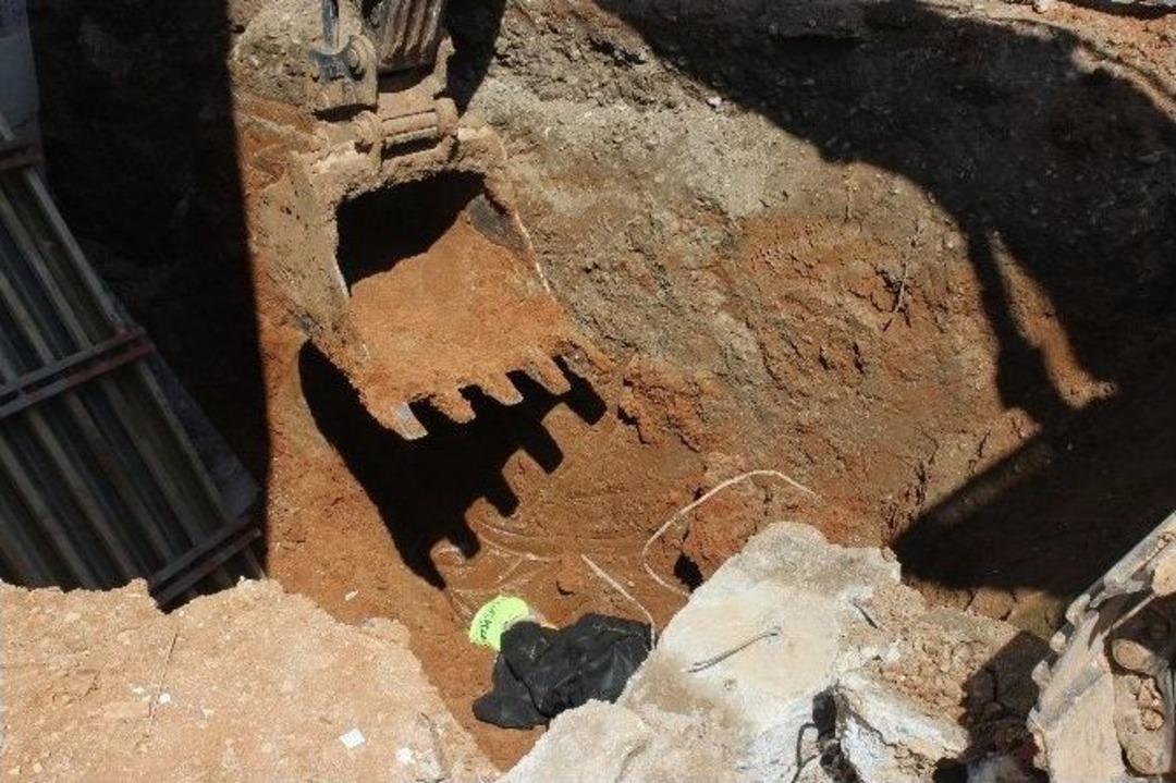 Denizli&rsquo;de Hastane İnşaatında G&ouml;&ccedil;&uuml;k: 2 İş&ccedil;i &Ouml;ld&uuml;