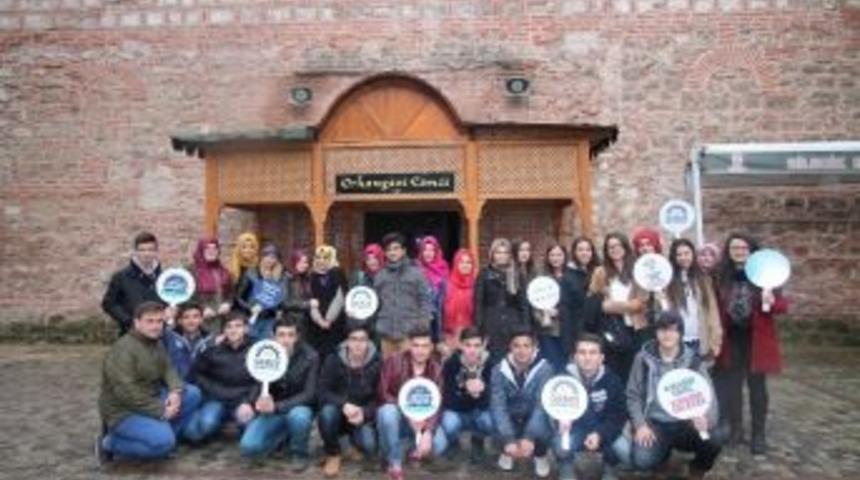 41 Gen&ccedil; Osmanlı&rsquo;nın Kuruluş D&ouml;nemine Ait Yerleri Gezdi