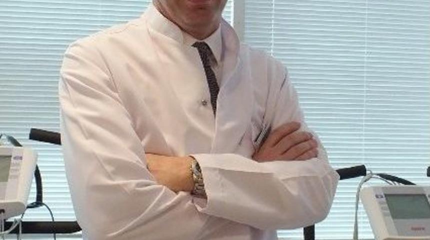 Kasık B&ouml;lgesindeki Ağrıya &rsquo;dikkat Edin&rsquo; Uyarısı