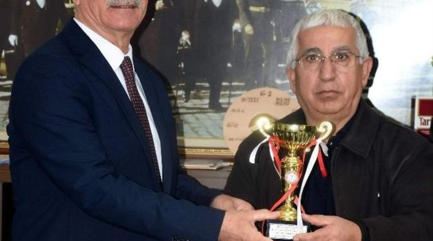 Kupayı Kale’ye Hediye Ettiler