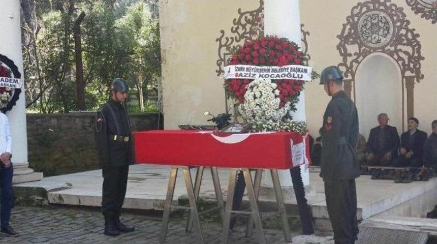 Hayatını Kaybeden Uzman &Ccedil;avuşa İzmir&rsquo;de Veda
