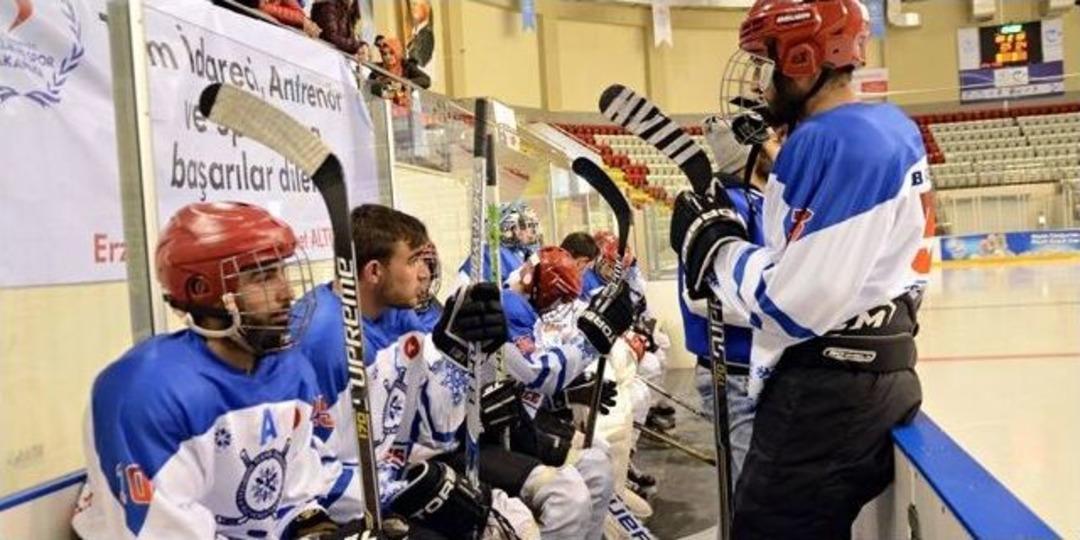 &Uuml;nilig Kış Spor Oyunları T&uuml;rkiye Şampiyonası Yapıldı