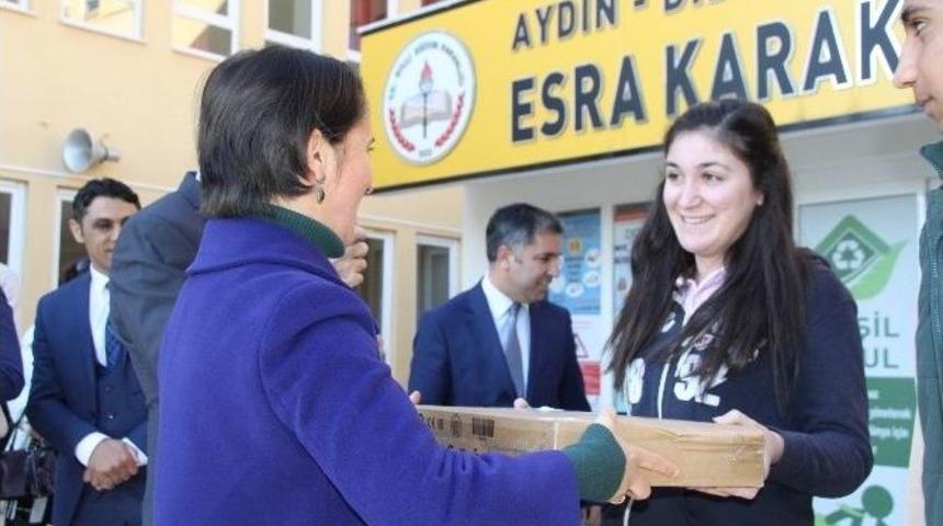 Didim&rsquo;de Okuyan &Ouml;ğrenciler &Ouml;d&uuml;llerini Aldı
